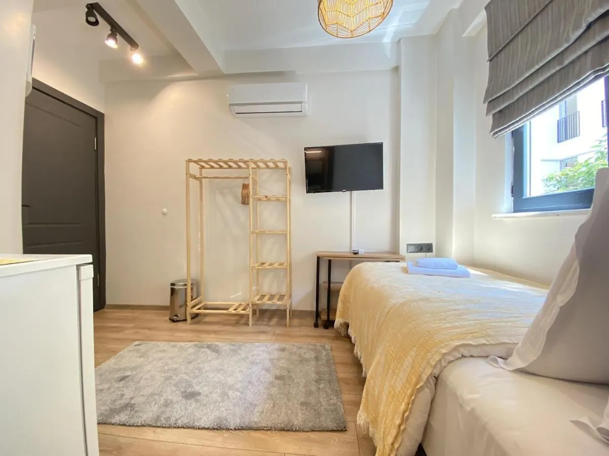 Апартаменты Cozy Studio Flat 5 Min To Taksim Square Стамбул